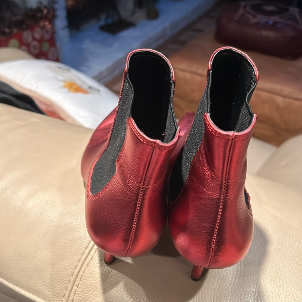 Metallic Rose Gold Pointed Toe Ankle Boots.